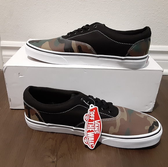 Vans - Picture 2 of 4